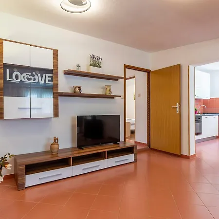 Сasa de vacaciones Elegant With Private Pool And Stunning Garden In The Picturesque Village Of Brhanici Svetvinčenat