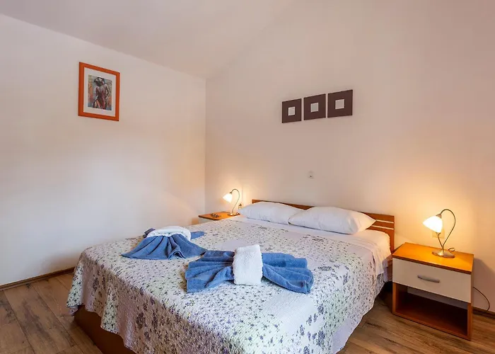 Elegant With Private Pool And Stunning Garden In The Picturesque Village Of Brhanici * Svetvincenat